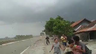 Tornado ravaged the Panguragan Kidul of Cirebon Indonesia Dec 30 2018 [upl. by Yewed]