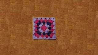 Piastrella alluncinetto facilissima  granny square crochet Tutorial [upl. by Lauter]