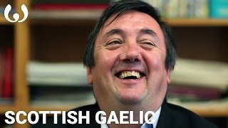 WIKITONGUES Iain speaking Scottish Gaelic [upl. by Macnair]