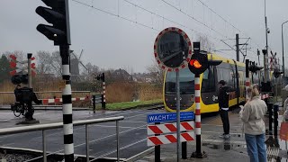 Spoorwegovergang IJsselstein  Dutch Railroad Crossing [upl. by Ayerf]