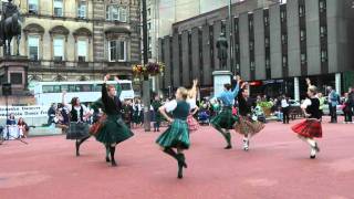 Scottish folk dance Strathspey amp Tulloch [upl. by Yelich]