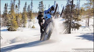 En dag på snöskotern varning för amatör [upl. by Ashmead]