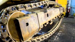 UnderCarriage Ireland How To Install Replace Komatsu PC210LC Excavator Tracks [upl. by Lad]