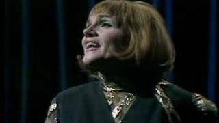 Gisela May sings Kurt Weill vaimusiccom [upl. by Assenay]