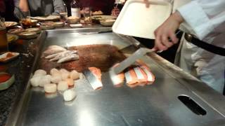 Teppanyaki Benihana London 鉄板焼き Japanese BBQ [upl. by Anisah]