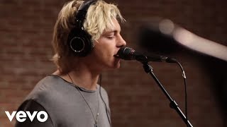 R5  Easy Love Studio Session VEVO LIFT [upl. by Sybil]