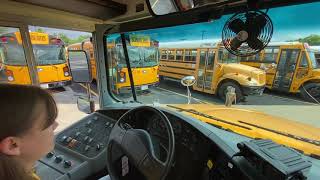 School Bus Differences International BlueBird and Thomas school bus differences [upl. by Ellehc]