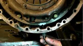 Land Rover 200tdi Timing Belt  Setting the FIP Crank and Camshaft Timing Correctly [upl. by Campos865]