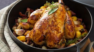 Recette  Poulet rôti en cocotte garniture grandmère [upl. by Ahsiekal]