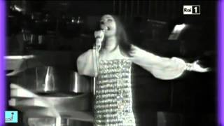 Gigliola Cinquetti QUELLI ERANO I GIORNI Live at Senza Rete 1969 [upl. by Yrehc]