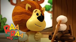 Raa Raa Wants To Help His Friends  Raa Raa the Noisy Lion 🦁 [upl. by Calandra]