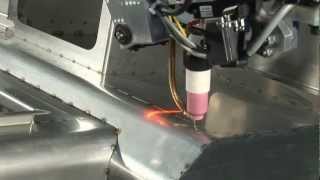 Motoman TIG welding robot with MotoSense vision system [upl. by Zaid]