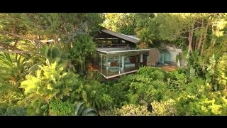 Iconic Homes Iconic Perspectives The SheatsGoldstein Residence by John Lautner [upl. by Giulio]