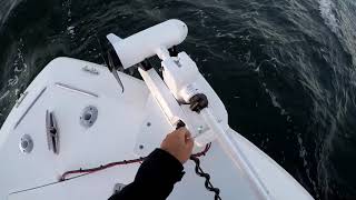 Minn Kota Spot Lock Trolling Motor  Holding a 32 Foot Sea Vee in 25 MPH NorEaster [upl. by Aldos842]