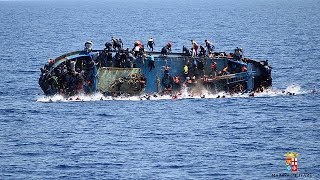 880 migrants morts en Méditerranée la semaine dernière [upl. by Saire]