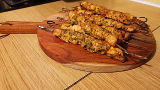 Brochettes de poulet au four facile et succulent [upl. by Euqinor616]