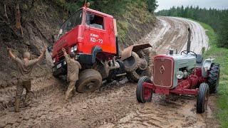 Unbelievable Stupid People Working On Trucks And Heavy Equipment Will Shock You [upl. by Nnylkoorb]